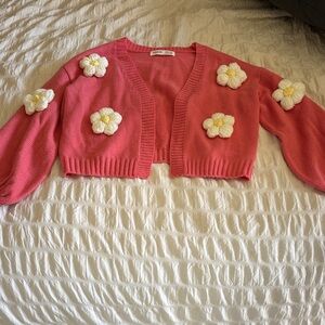 Pink Cropped Cardigan with Floral Accents